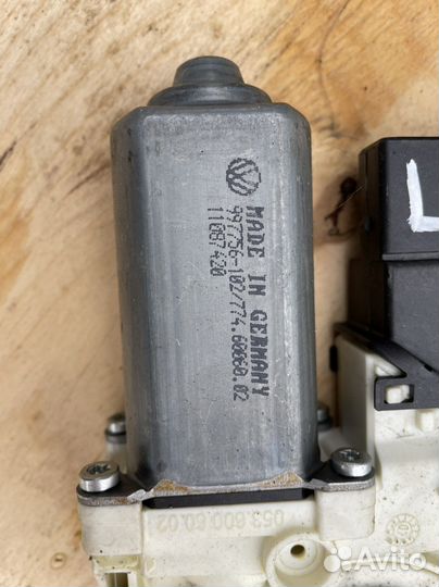 Гольф 5 моторчик стеклоподъемника задний левый