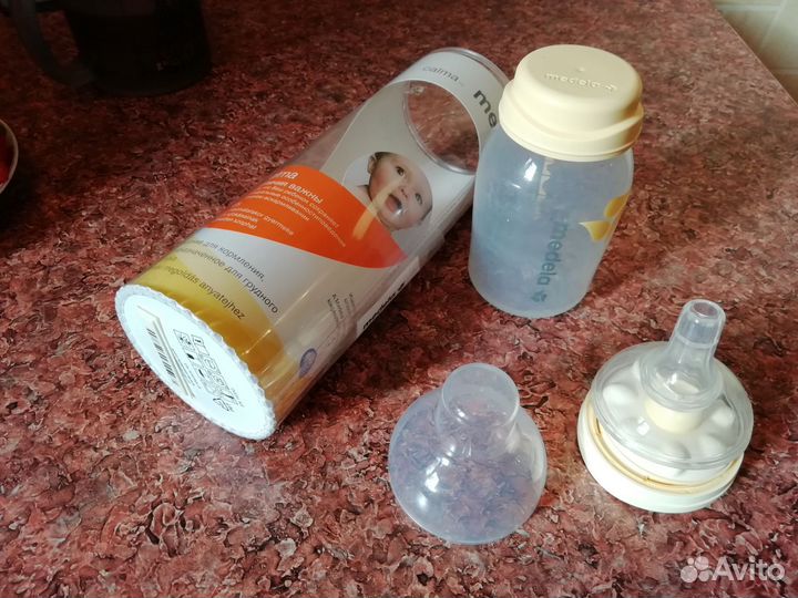 Бутылочка и соска Medela Calma