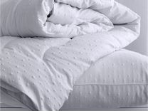 Одеяла и подушки белые массажные в хлопке