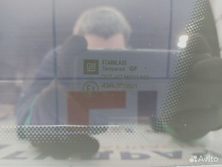 Стекло кузовное глухое правое Opel Astra (H) 51616
