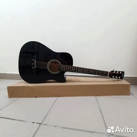 Гитара акустическая