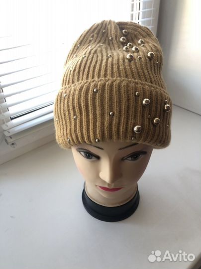 Шапки женские разные