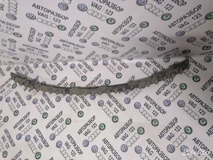 Кронштейн переднего бампера Фольксваген Гольф 5