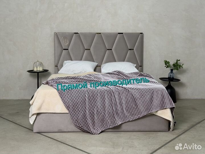 Кровать двухспальная