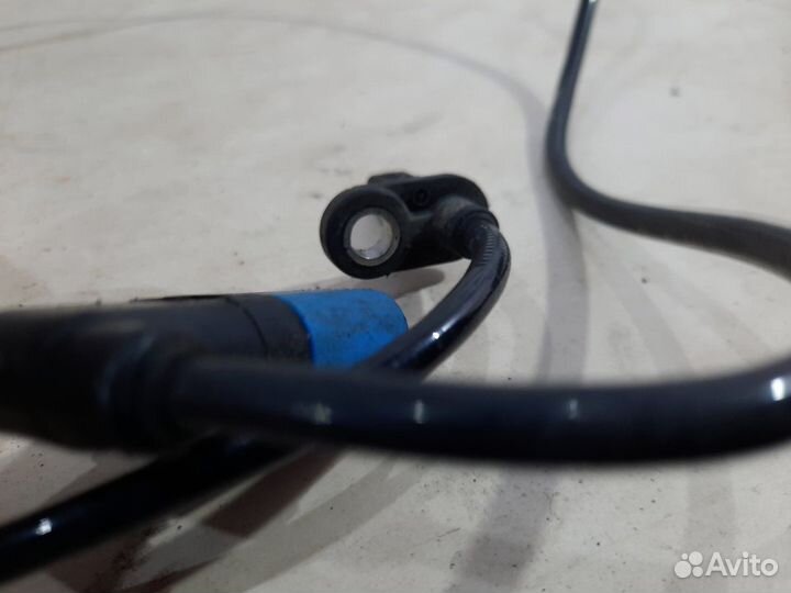 Датчик ABS задний правый Mercedes Gla180 X156