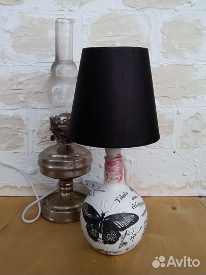 Лампа настольная 