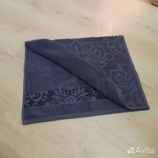 Полотенце махровые 4 шт. Новые