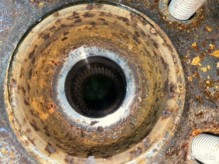 Ступица volvo V40 MV48 B4164T L F 2 014 Перед Лево