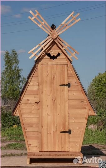 Уличный туалет деревянный ELE1006
