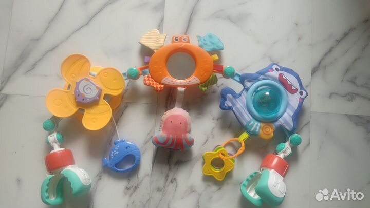 Развивающая дуга с игрушками