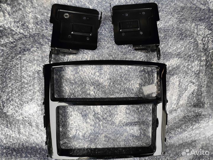 Рамка для магнитолы mitsubishi pajero