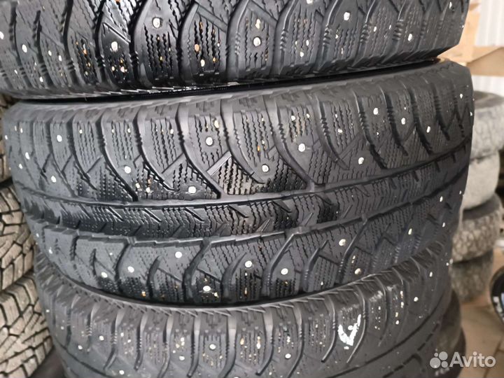 Bridgestone Ice Cruiser 7000 195/65 R15 91T
