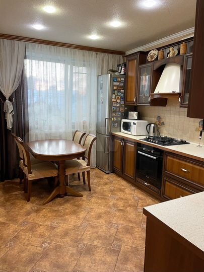 3-к. квартира, 63 м², 7/10 эт.