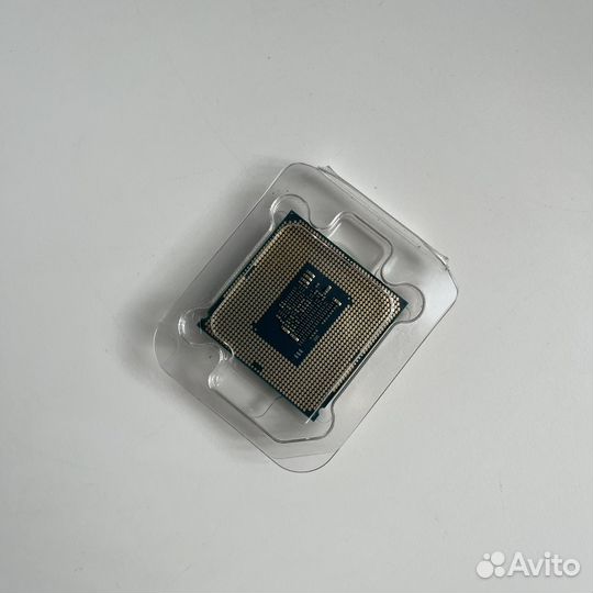 Процессор Intel Core i3-6300