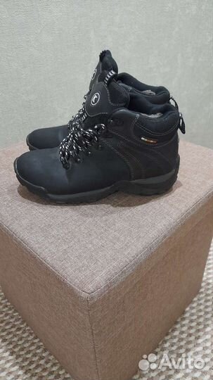 Лыжные ботинки женские, классические