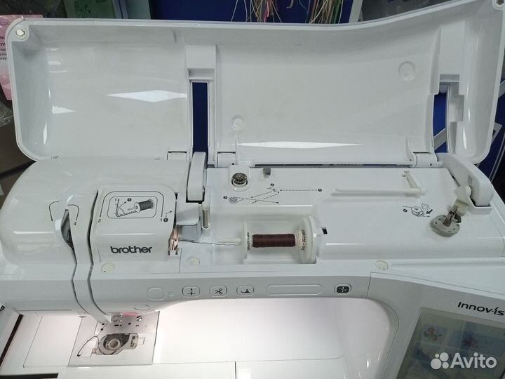 Вышивальная машина Brother Innov-is V3 SE