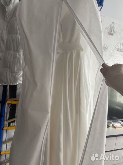 Платье белое