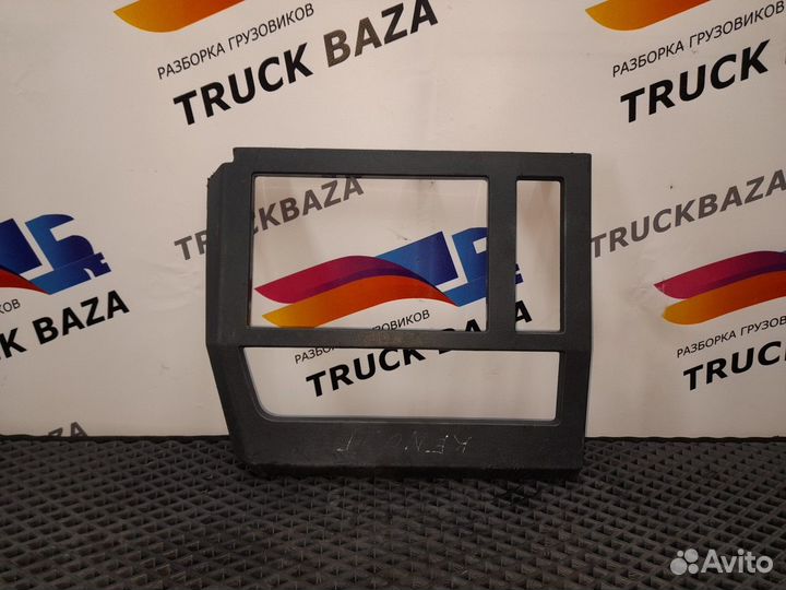 82265932 Элемент консоли Renault T