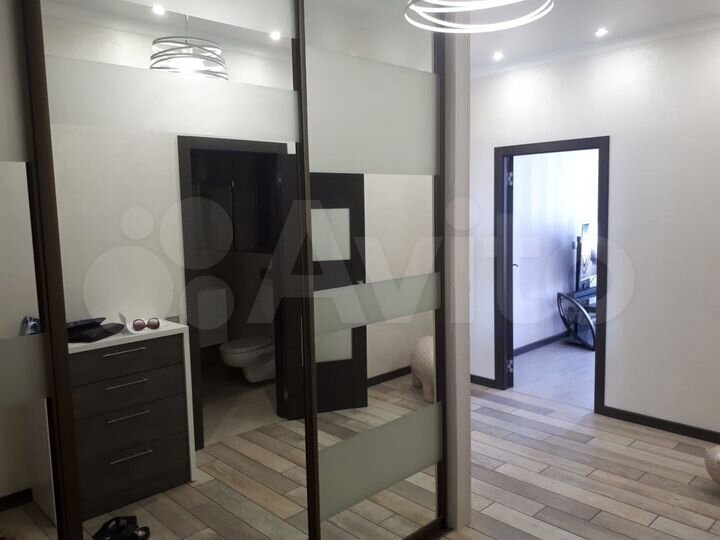 2-к. квартира, 68,4 м², 13/22 эт.