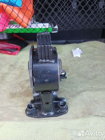 Подушка двигателя задняя Lexus