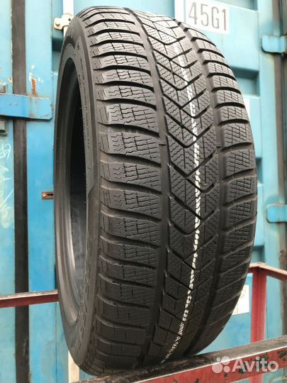 Pirelli Winter Sottozero 3 225/55 R18 102V