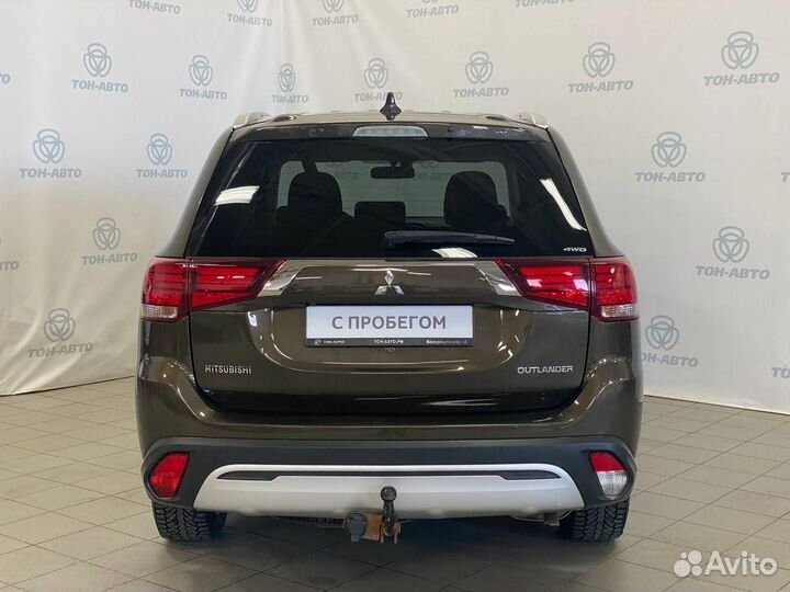 Mitsubishi Outlander 2.0 CVT, 2018, 183 304 км