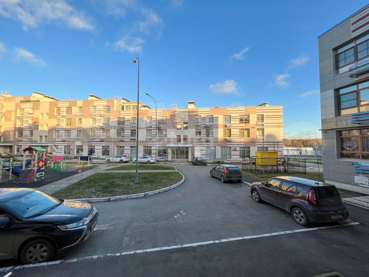 3-к. квартира, 91,8 м², 1/4 эт.