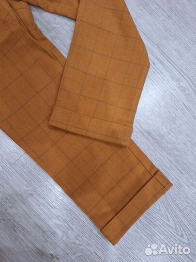 Костюм брючный