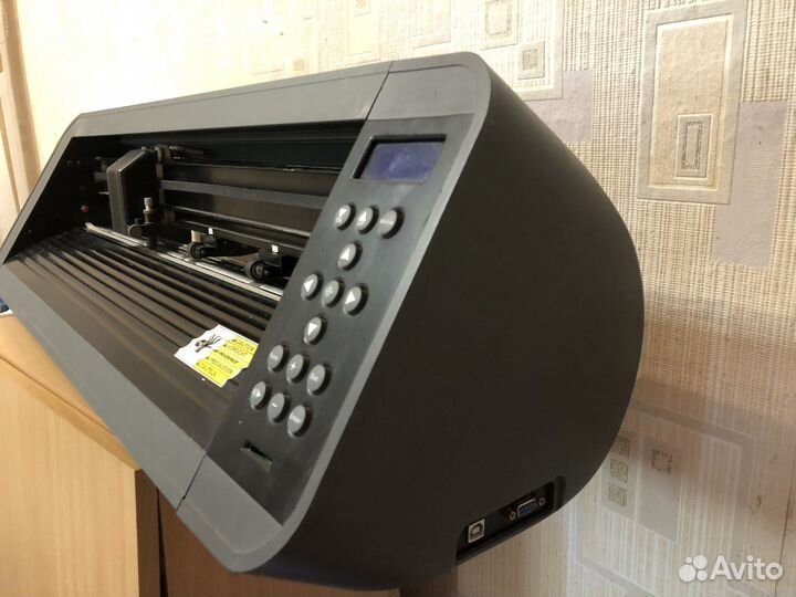 Режущий плоттер