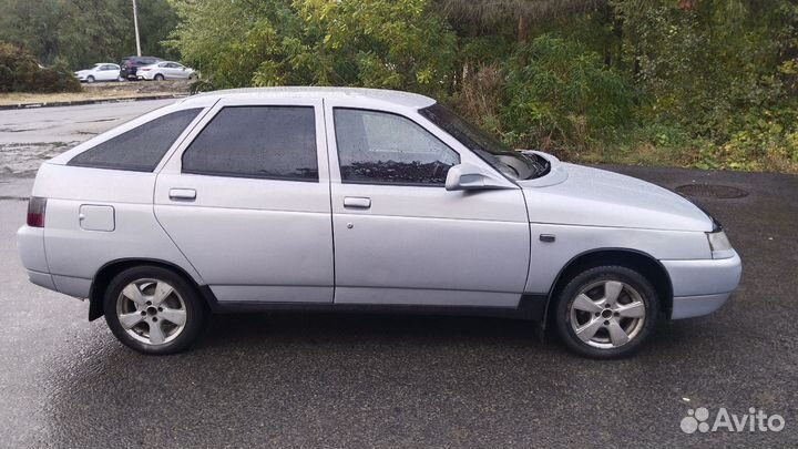 ВАЗ 2112 1.5 МТ, 2004, 200 000 км