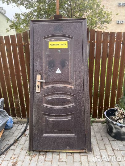 Металлическая дверь бу 860 2050