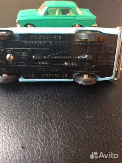 Модель автомобиля Москвич-412 Медпомощь