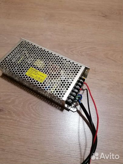 Импульсный блок питания 24 v