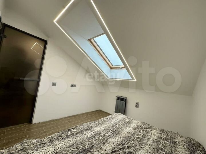 Таунхаус 188 м² на участке 1,7 сот.