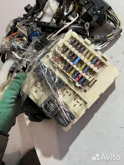 Проводка салонная Ford Focus 1 USA 2.0 split port