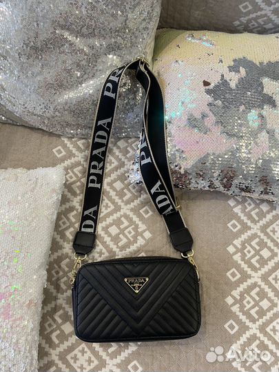 Сумочка через плечо Prada