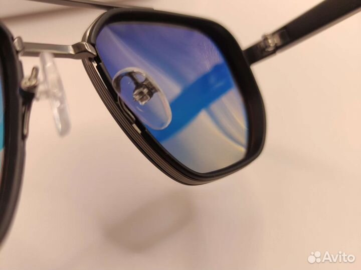 Солнцезащитные очки lacoste