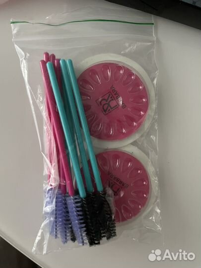 Для наращивания ресниц