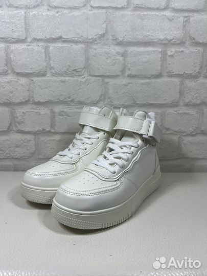 Кроссовки зимние женские 37 размер