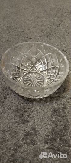 Хрустальная ваза