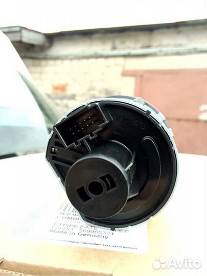 Продам переключатель света фар skoda octavia a7