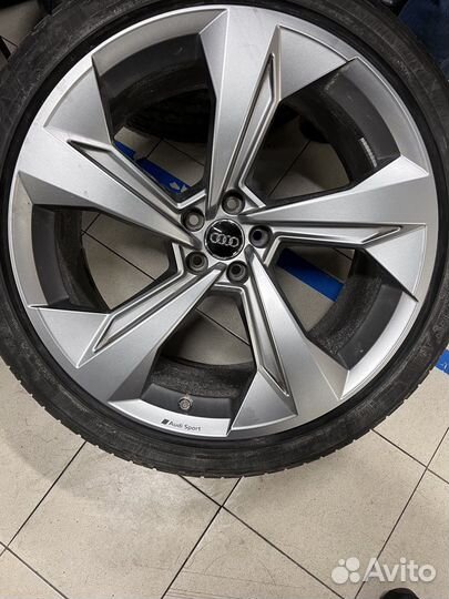 Оригинальные диски audi q7 r22