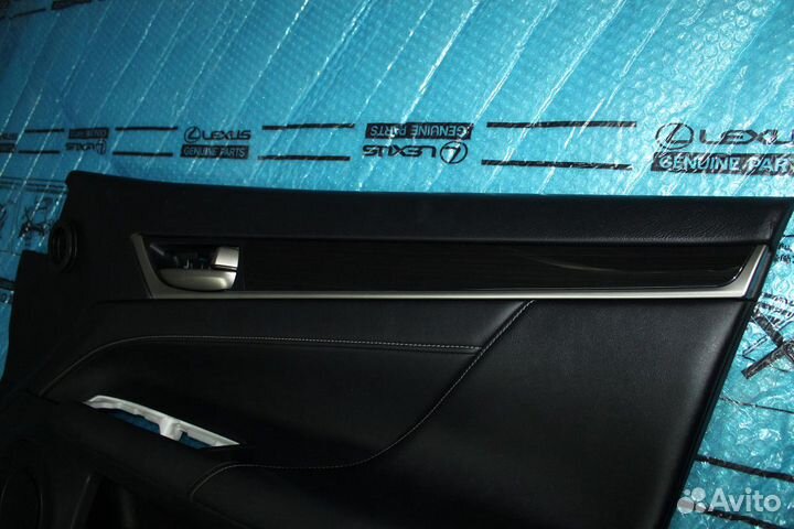 Обшивка Lexus Gs черная с черными вставками 13-15