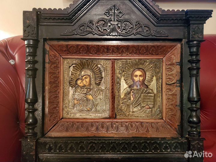 Икона Венчальная пара в киоте