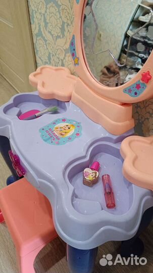 Столик для девочки туалетный музыкальный волшебный