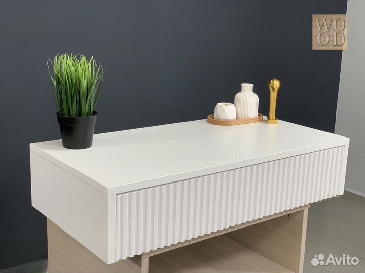 Прикроватная тумба и подвесная консоль комплект