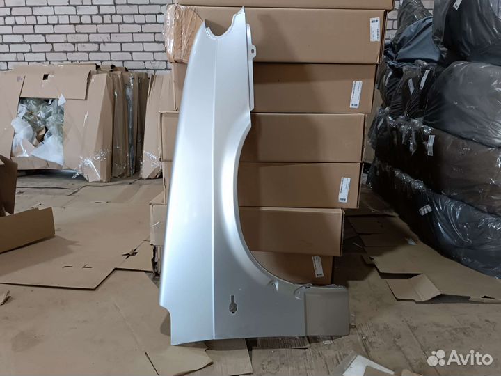 Крыло ваз 2114 правое цвет серебристый металлик