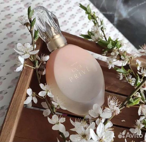 Парфюмерная вода EVE prive