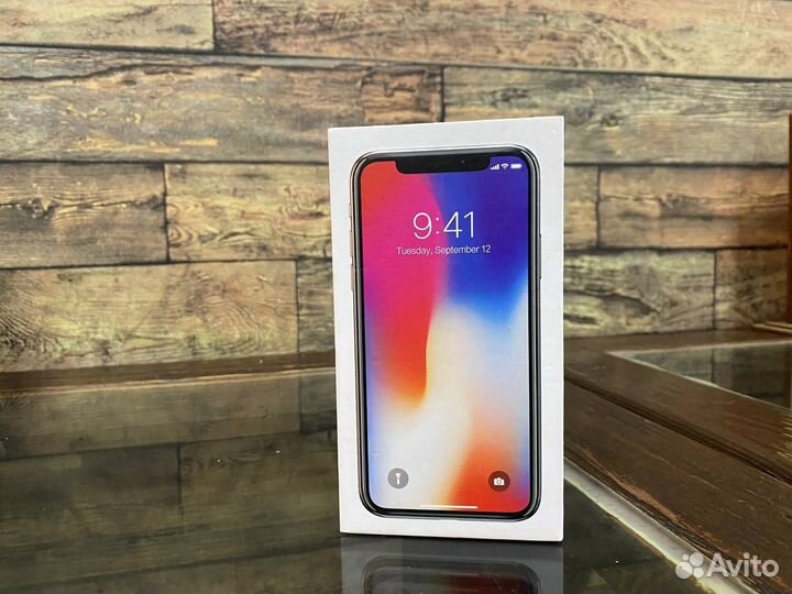 iPhone X, 64 ГБ