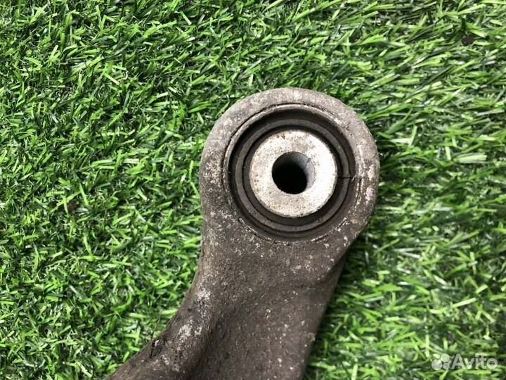 Рычаг подвески верхний задний левый Audi A4 8K2